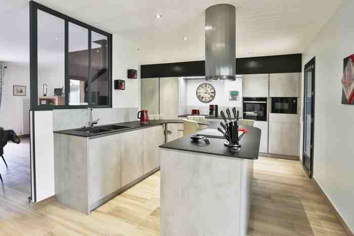 cuisine plan de travail rond vendee